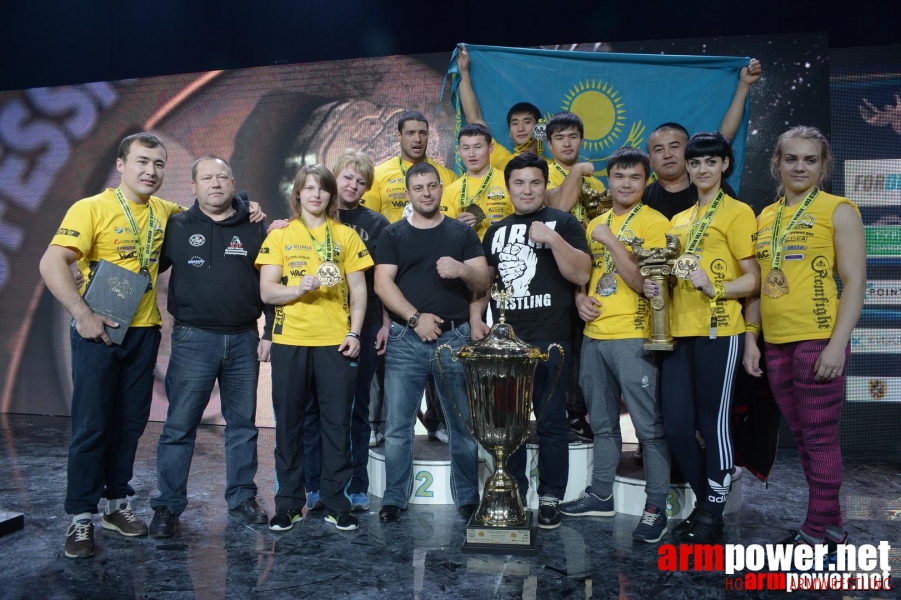 Zloty Tur 2015 by Mark Kazus - Right Hand # Armwrestling # Armpower.net