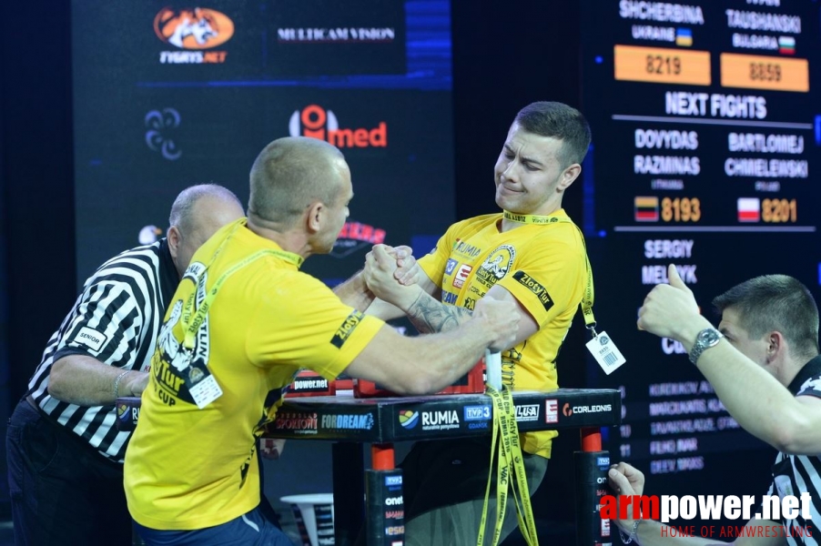 Zloty Tur 2016 - left hand by Mark Kazus # Siłowanie na ręce # Armwrestling # Armpower.net