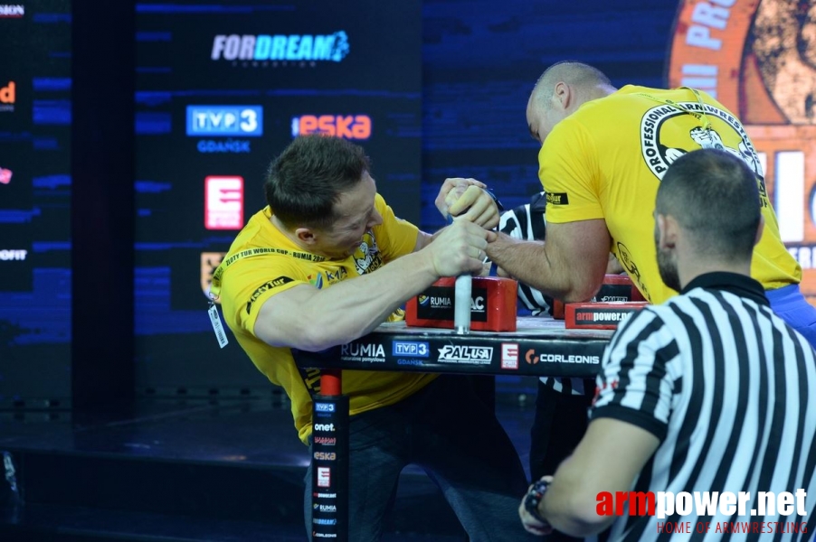 Zloty Tur 2016 - left hand by Mark Kazus # Siłowanie na ręce # Armwrestling # Armpower.net