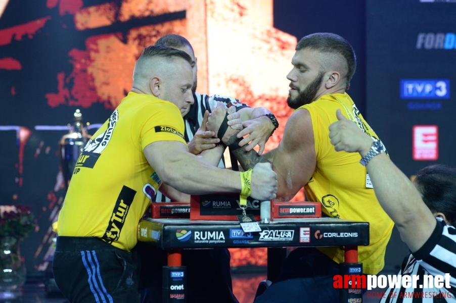 Zloty Tur 2016 - left hand by Mark Kazus # Siłowanie na ręce # Armwrestling # Armpower.net