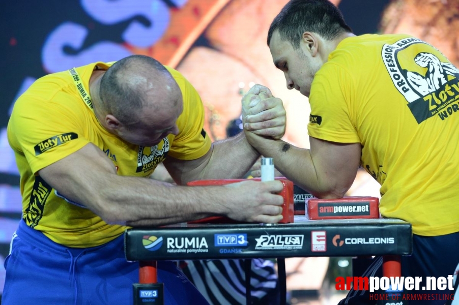 Zloty Tur 2016 - left hand by Mark Kazus # Armwrestling # Armpower.net