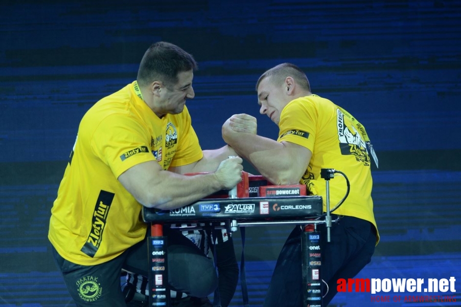 Zloty Tur 2016 - left hand by Mark Kazus # Siłowanie na ręce # Armwrestling # Armpower.net