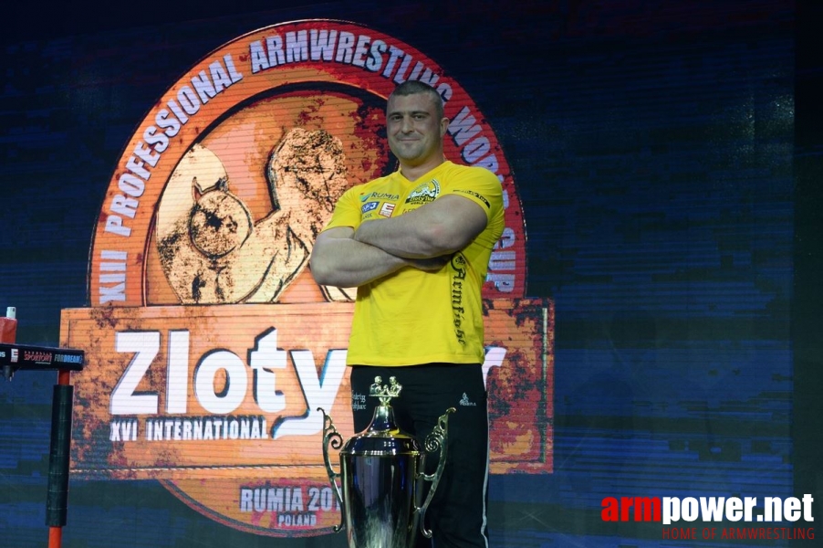 Zloty Tur 2016 - left hand by Mark Kazus # Siłowanie na ręce # Armwrestling # Armpower.net