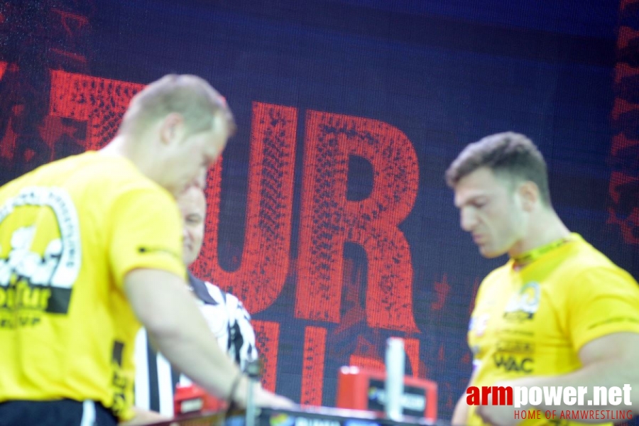 Zloty Tur 2016 - right hand # Armwrestling # Armpower.net