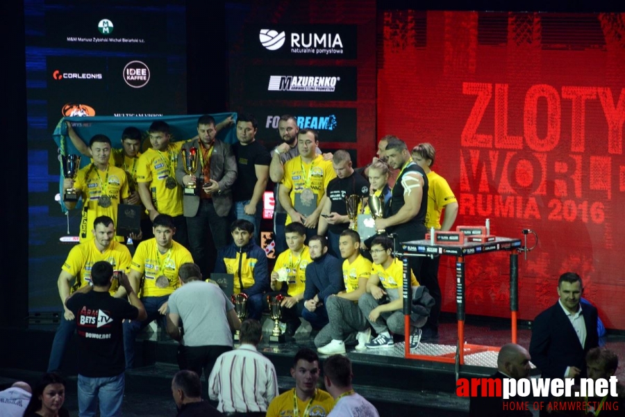 Zloty Tur 2016 - right hand # Siłowanie na ręce # Armwrestling # Armpower.net