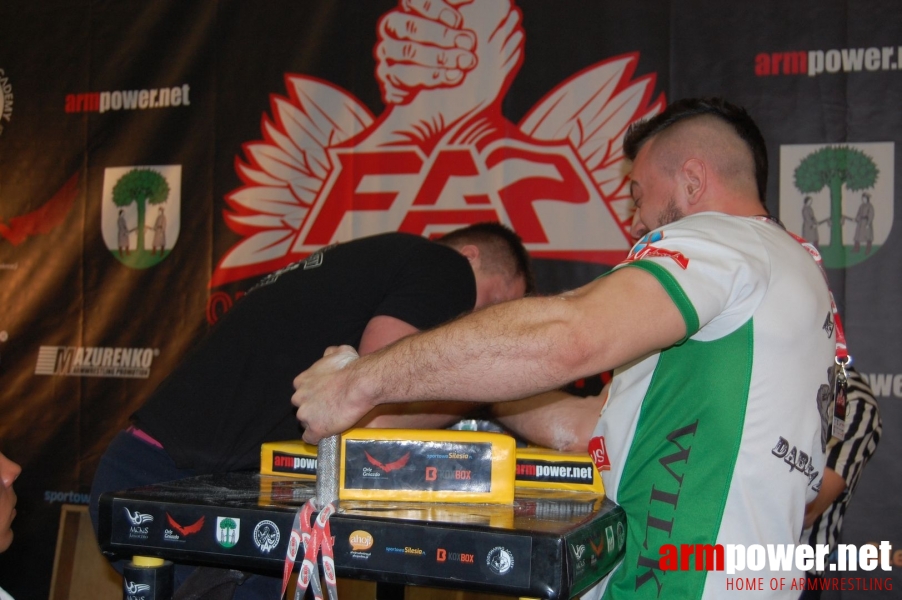 Prawa ręka - Mistrzostwa Polski 2017 Szczyrk # Siłowanie na ręce # Armwrestling # Armpower.net