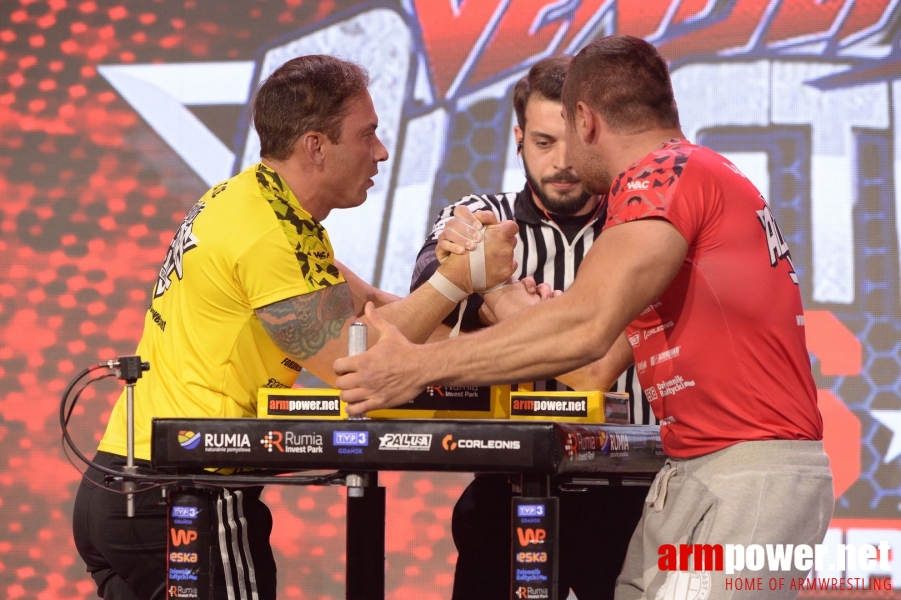 Armfight #48 - Bartosiewicz vs Tiete # Armwrestling # Armpower.net