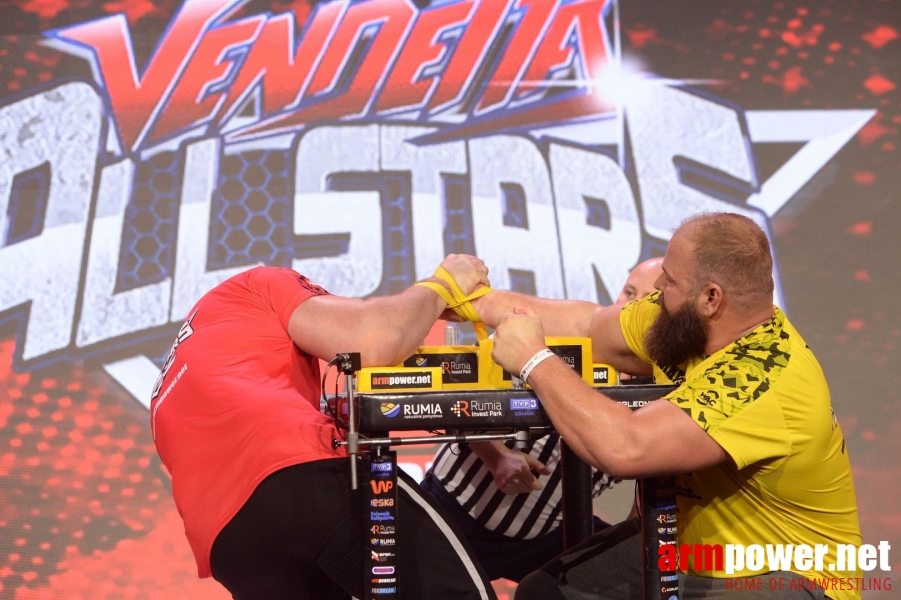 Armfight #48 - Pushkar vs Todd # Armwrestling # Armpower.net