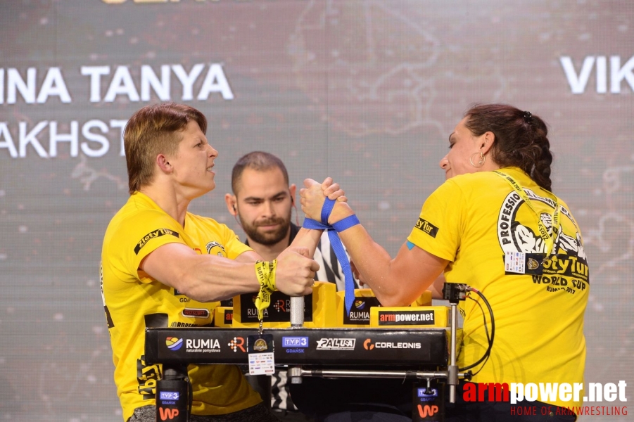 Zloty Tur 2017 - left hand finals # Armwrestling # Armpower.net