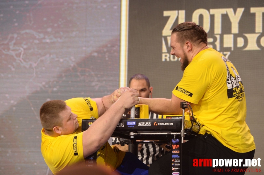 Zloty Tur 2017 - left hand finals # Armwrestling # Armpower.net