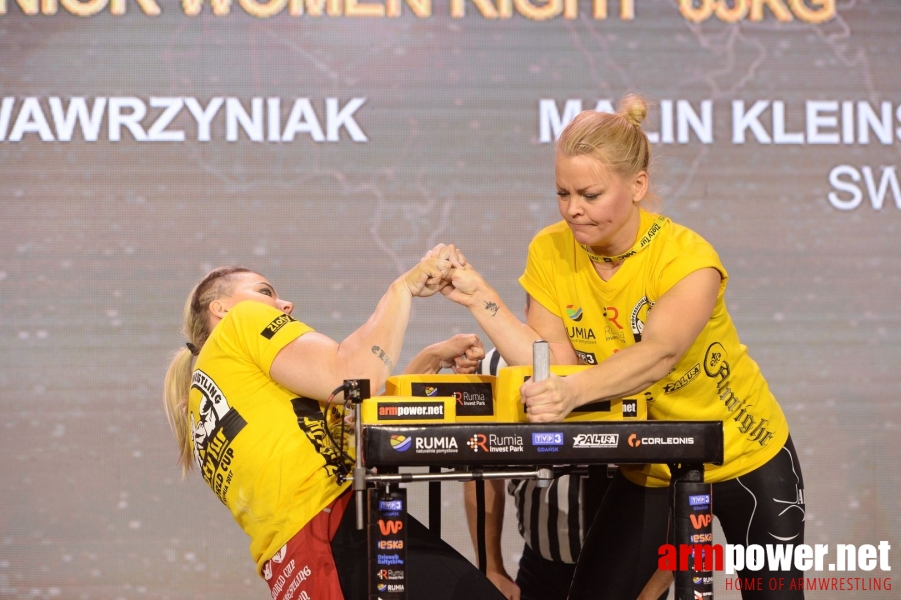 Zloty Tur 2017 - right hand finals # Armwrestling # Armpower.net