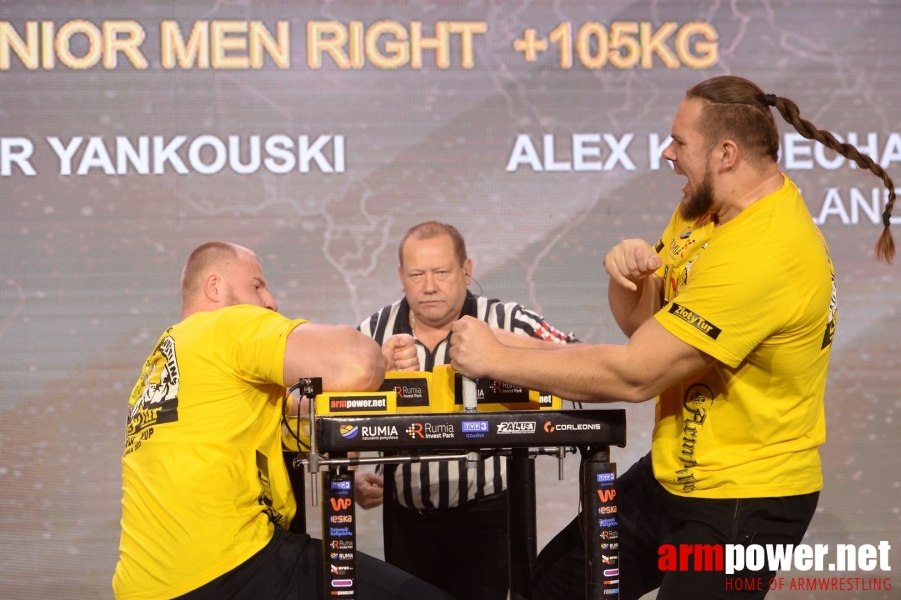 Zloty Tur 2017 - right hand finals # Armwrestling # Armpower.net