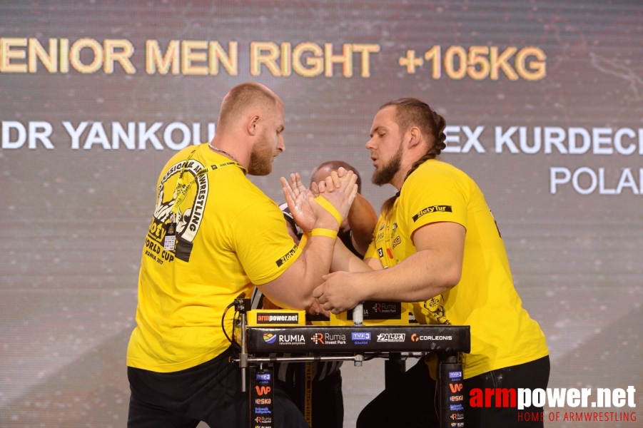 Zloty Tur 2017 - right hand finals # Siłowanie na ręce # Armwrestling # Armpower.net