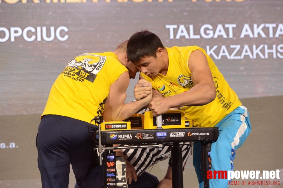 Zloty Tur 2017 - right hand finals # Siłowanie na ręce # Armwrestling # Armpower.net