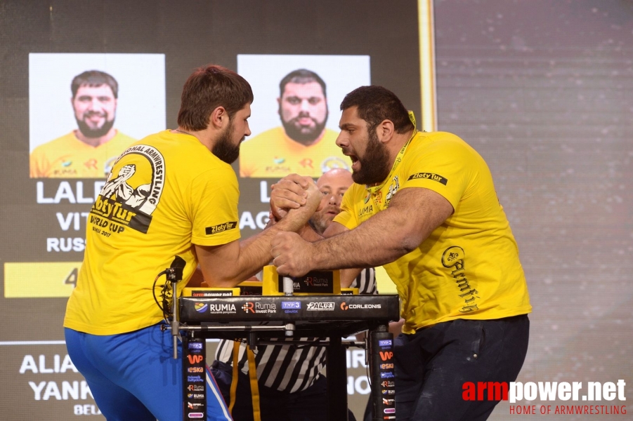 Zloty Tur 2017 - right hand finals # Siłowanie na ręce # Armwrestling # Armpower.net