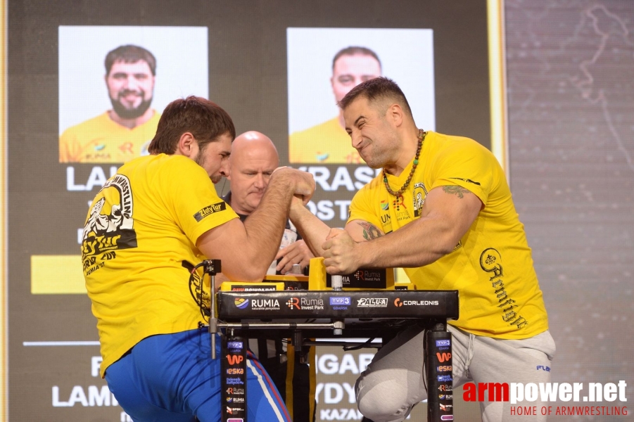 Zloty Tur 2017 - right hand finals # Siłowanie na ręce # Armwrestling # Armpower.net