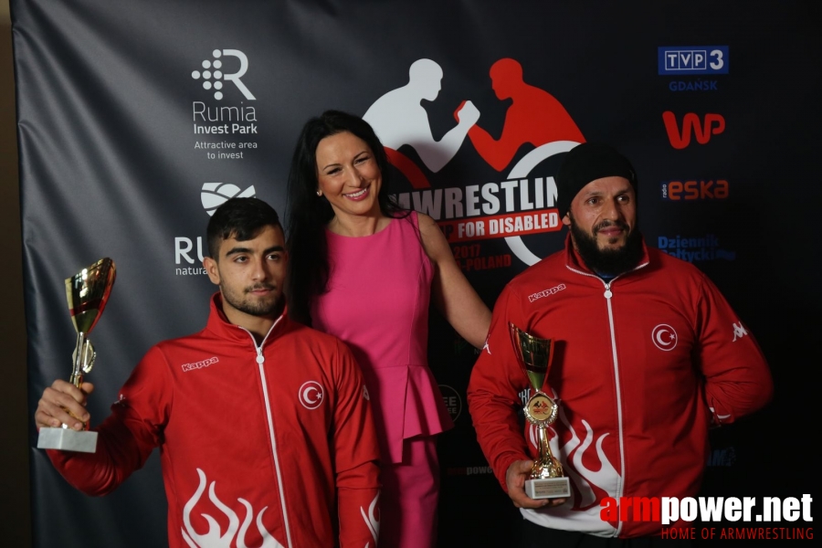 Anna Mazurenko with competitors - Disabled World Cup 2017 # Siłowanie na ręce # Armwrestling # Armpower.net