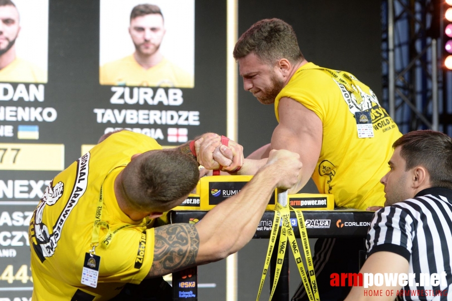 Zloty Tur 2017 - left hand eliminations # Armwrestling # Armpower.net