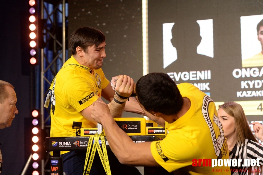 Zloty Tur 2017 - right hand eliminations # Siłowanie na ręce # Armwrestling # Armpower.net