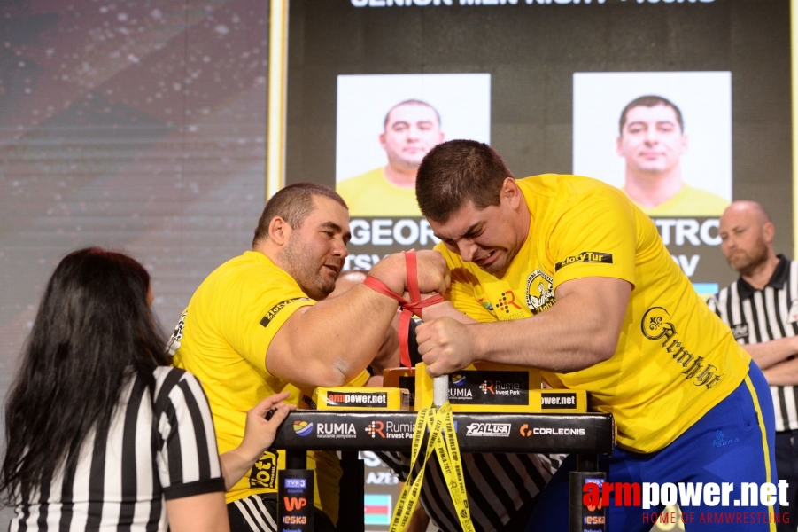 Zloty Tur 2017 - right hand eliminations # Armwrestling # Armpower.net