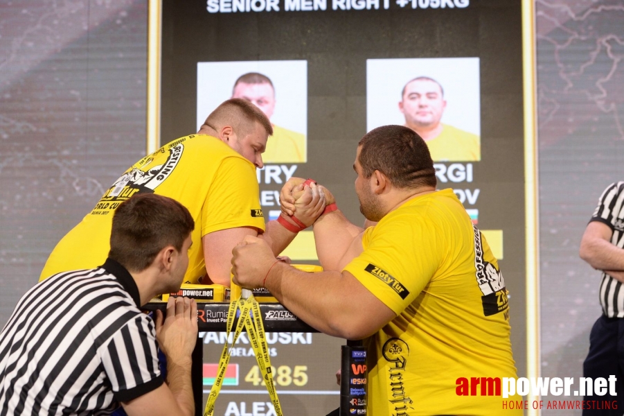 Zloty Tur 2017 - right hand eliminations # Armwrestling # Armpower.net