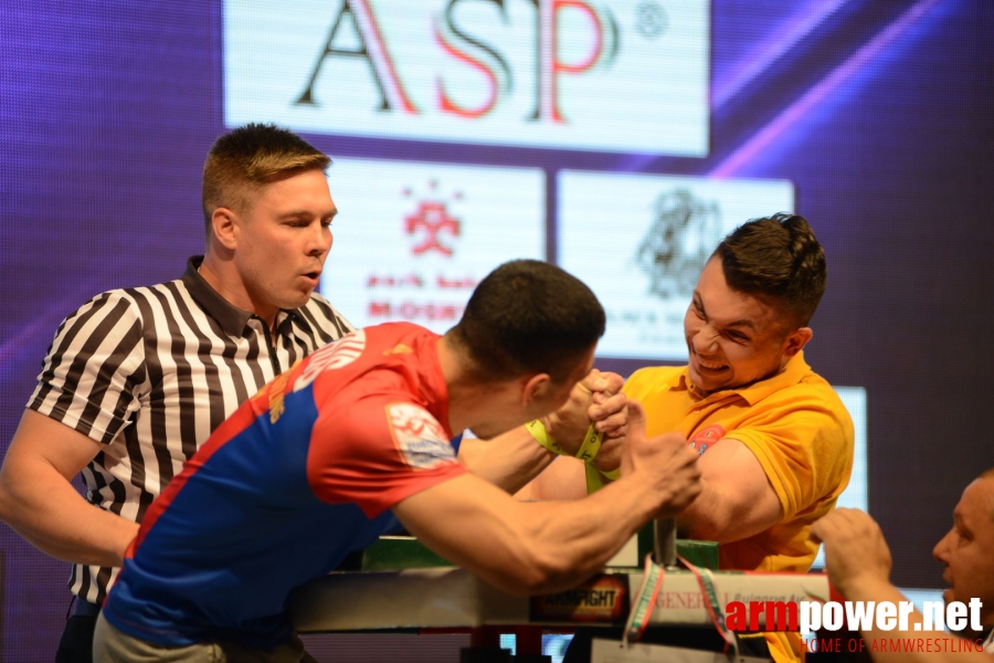 EuroArm2018 - day1 - juniors left hand # Siłowanie na ręce # Armwrestling # Armpower.net