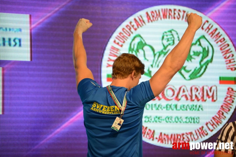 EuroArm2018 - day1 - juniors left hand # Siłowanie na ręce # Armwrestling # Armpower.net