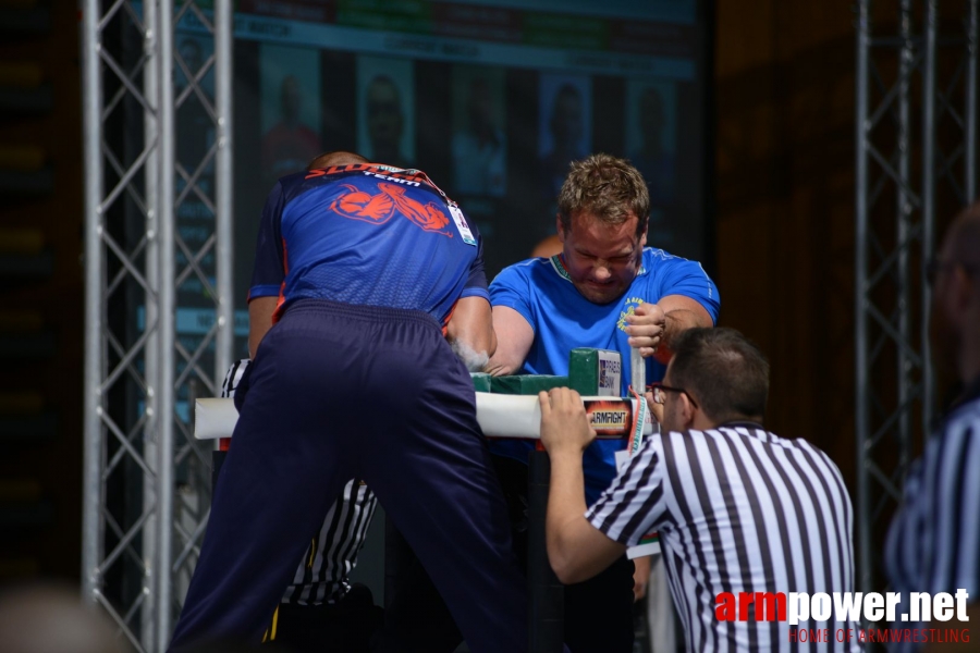 EuroArm2018 - day4 -disabled and masters right hand # Siłowanie na ręce # Armwrestling # Armpower.net