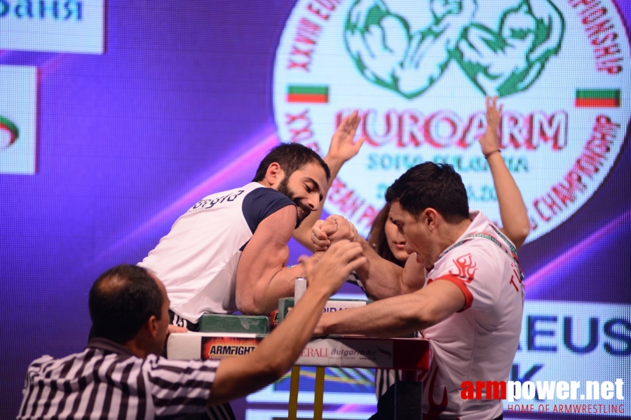 EuroArm2018 - day6 - seniors right # Armwrestling # Armpower.net