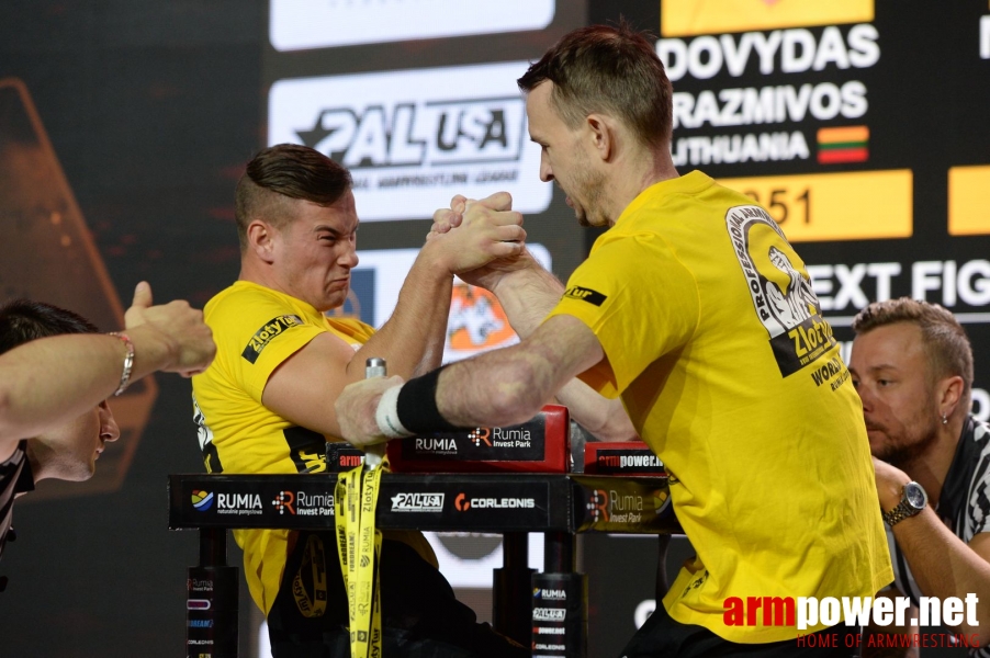 Zloty Tur 2018 - eliminations right hand # Armwrestling # Armpower.net