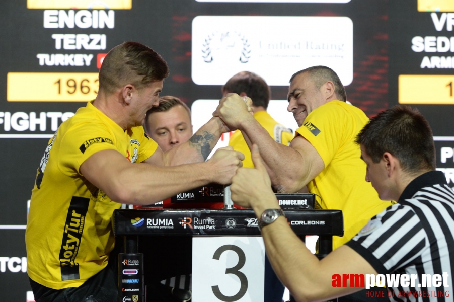 Zloty Tur 2018 - eliminations left hand # Siłowanie na ręce # Armwrestling # Armpower.net