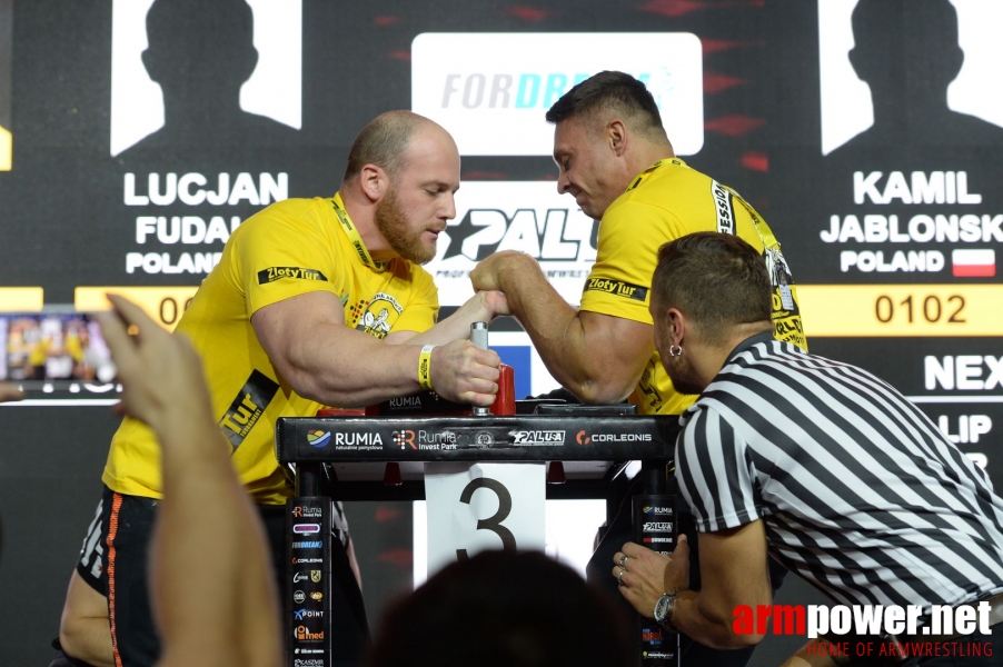 Zloty Tur 2018 - eliminations left hand # Armwrestling # Armpower.net