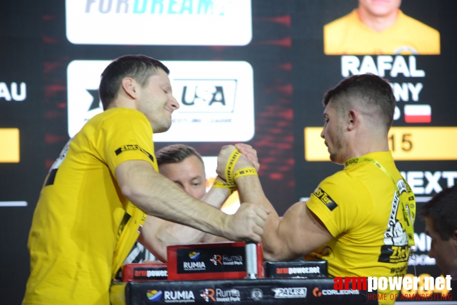 Zloty Tur 2018 - eliminations left hand # Siłowanie na ręce # Armwrestling # Armpower.net