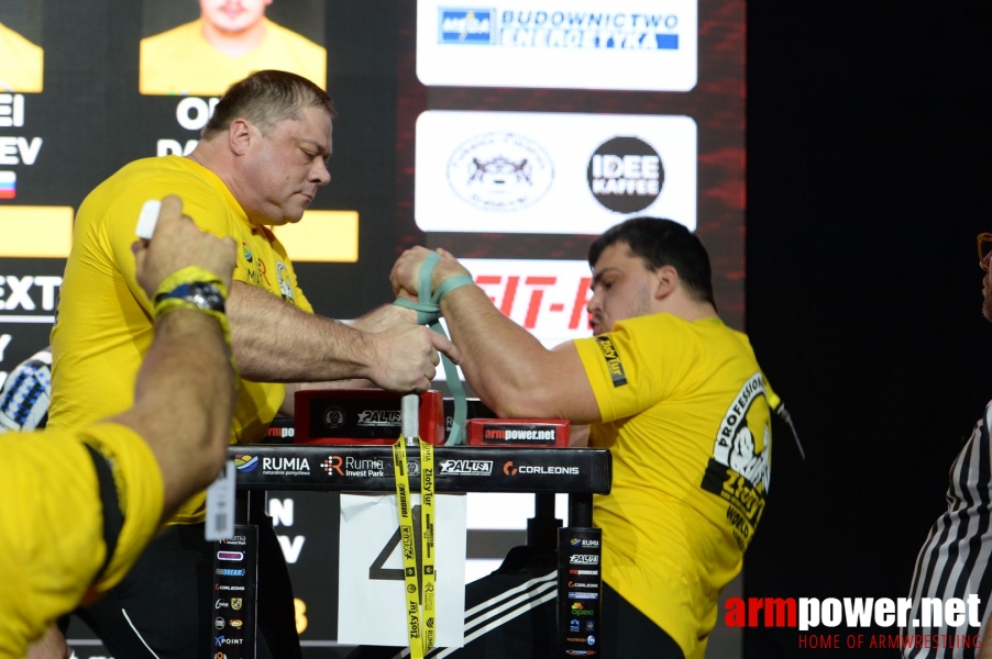 Zloty Tur 2018 - eliminations left hand # Siłowanie na ręce # Armwrestling # Armpower.net