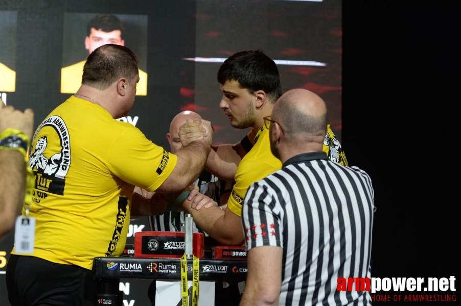 Zloty Tur 2018 - eliminations left hand # Siłowanie na ręce # Armwrestling # Armpower.net