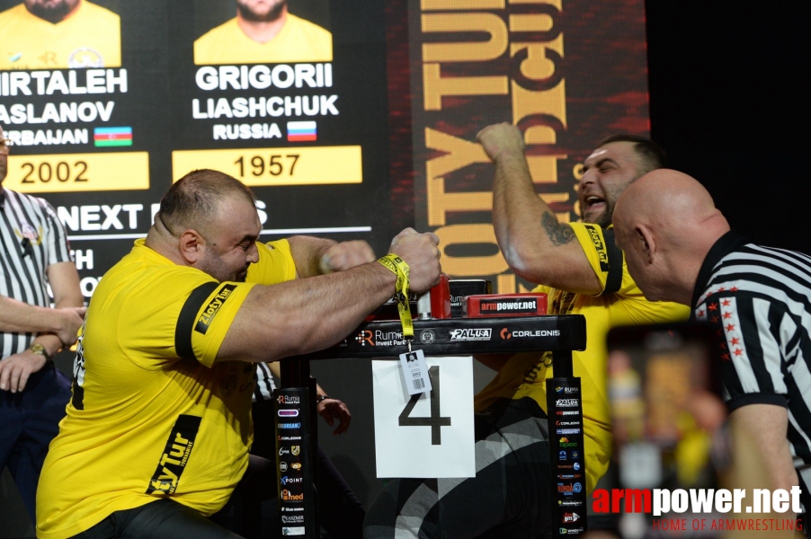 Zloty Tur 2018 - eliminations left hand # Armwrestling # Armpower.net