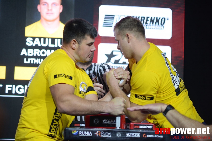 Zloty Tur 2018 - eliminations left hand # Armwrestling # Armpower.net