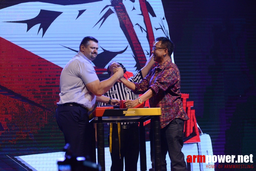 TOP-8 - Round 1 - Malaysia # Siłowanie na ręce # Armwrestling # Armpower.net