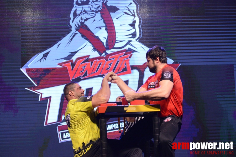 TOP-8 - Round 1 - Malaysia # Armwrestling # Armpower.net