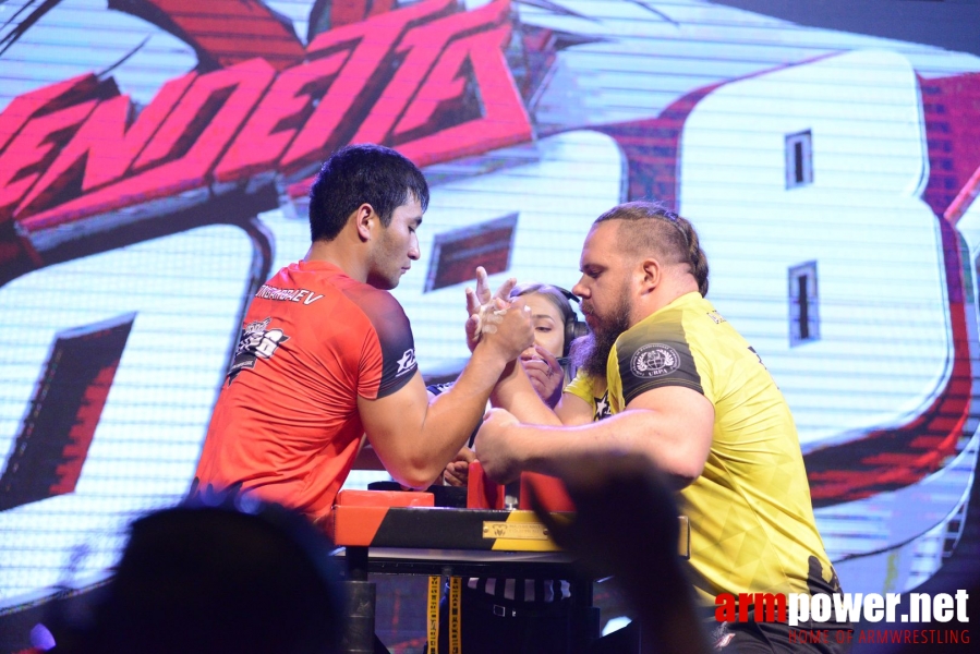 TOP-8 - Round 1 - Malaysia # Siłowanie na ręce # Armwrestling # Armpower.net