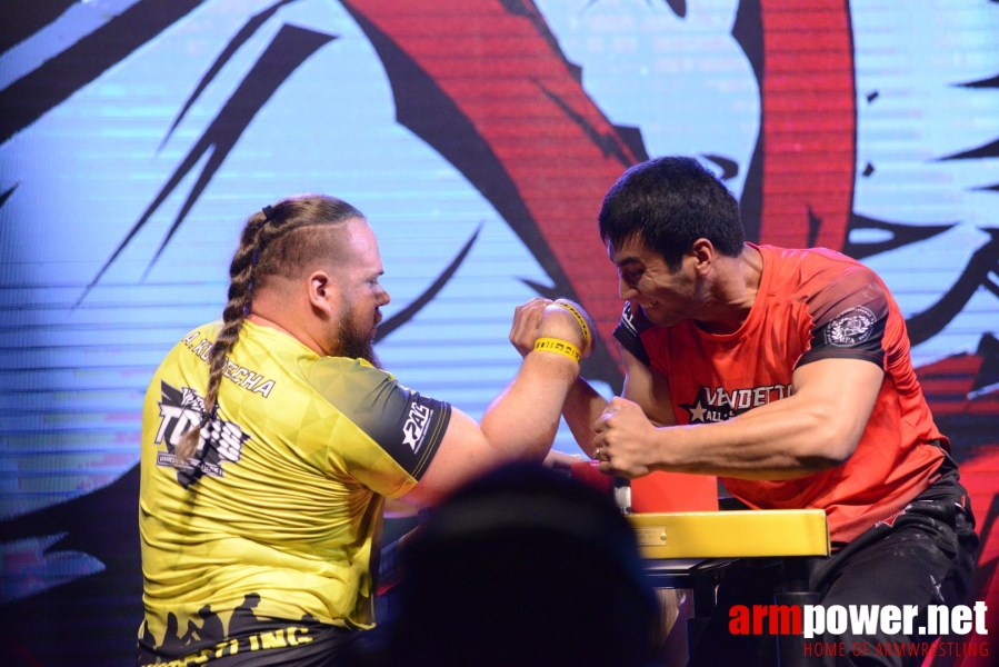 TOP-8 - Round 1 - Malaysia # Siłowanie na ręce # Armwrestling # Armpower.net