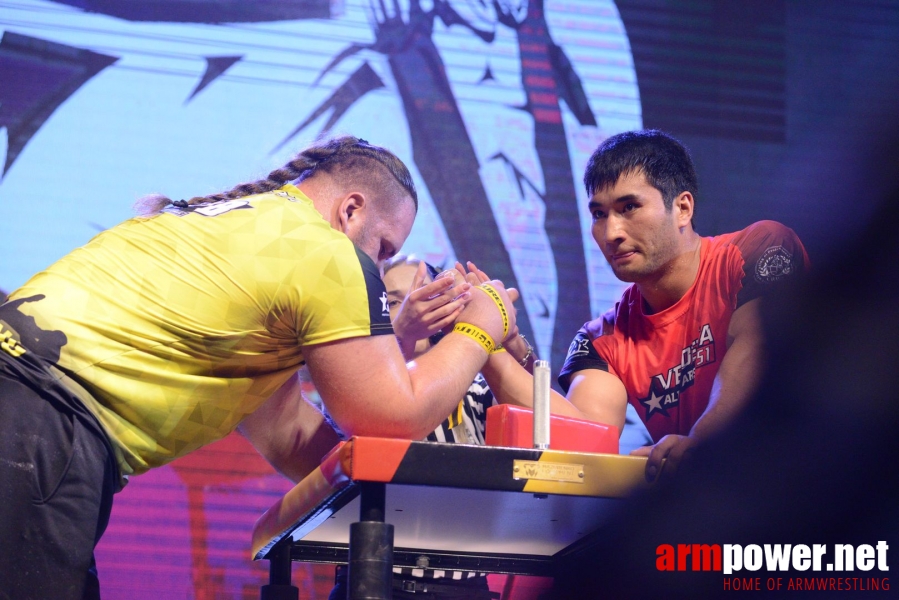 TOP-8 - Round 1 - Malaysia # Siłowanie na ręce # Armwrestling # Armpower.net