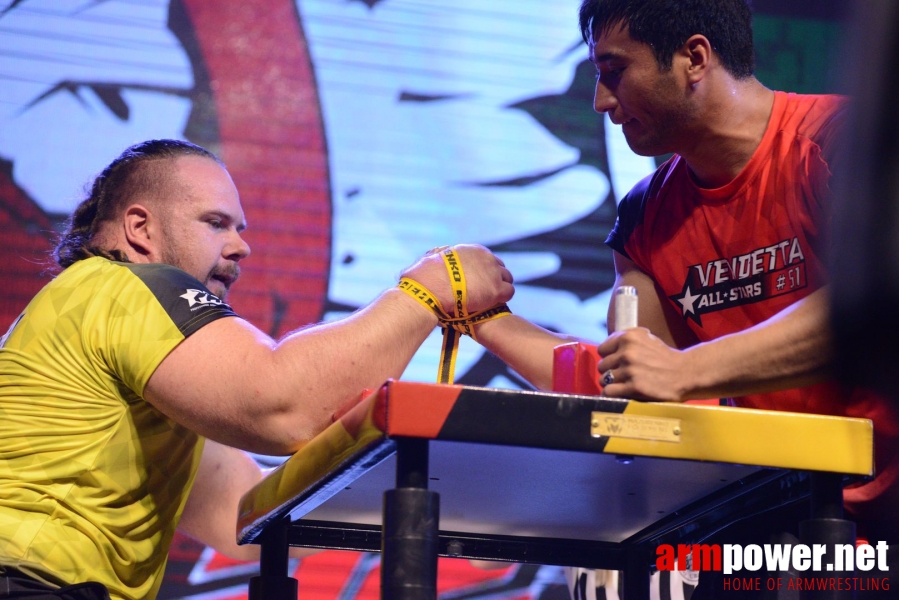 TOP-8 - Round 1 - Malaysia # Armwrestling # Armpower.net