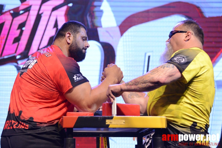 TOP-8 - Round 1 - Malaysia # Siłowanie na ręce # Armwrestling # Armpower.net