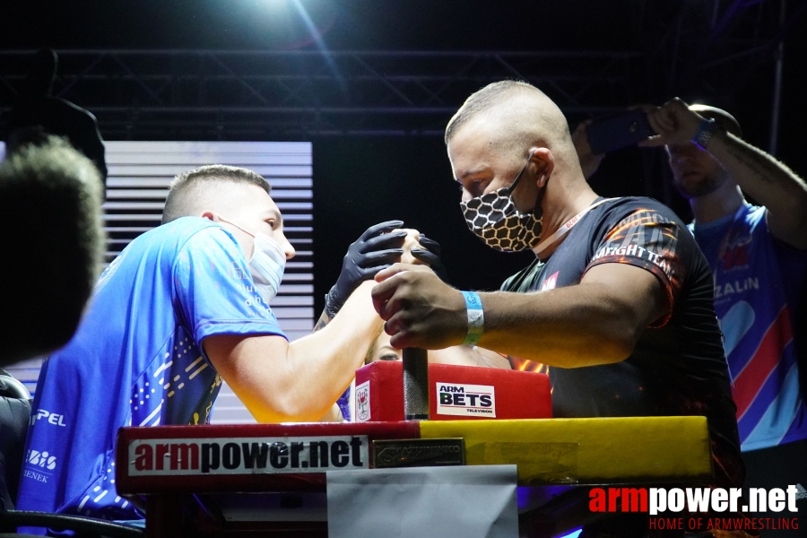 XX MISTRZOSTWA POLSKI W SIŁOWANIU NA RĘCE # Siłowanie na ręce # Armwrestling # Armpower.net